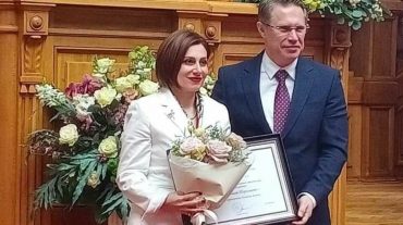 ՌԴ առողջապահության նախարարը պարգևատրել է Անահիտ Ավանեսյանին