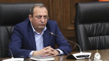 Պետք է ամեն ինչ անել, որպեսզի լարվածության որոշակի մեղմացում լինի, բայց դա չպետք է լինի Արցախի ինքնորոշման հաշվին. Արծվիկ Մինասյան