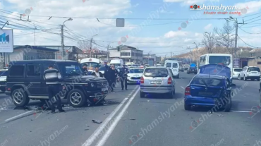 Երևանյան լճի հարևանությամբ բախվել են երեք մեքենաներ