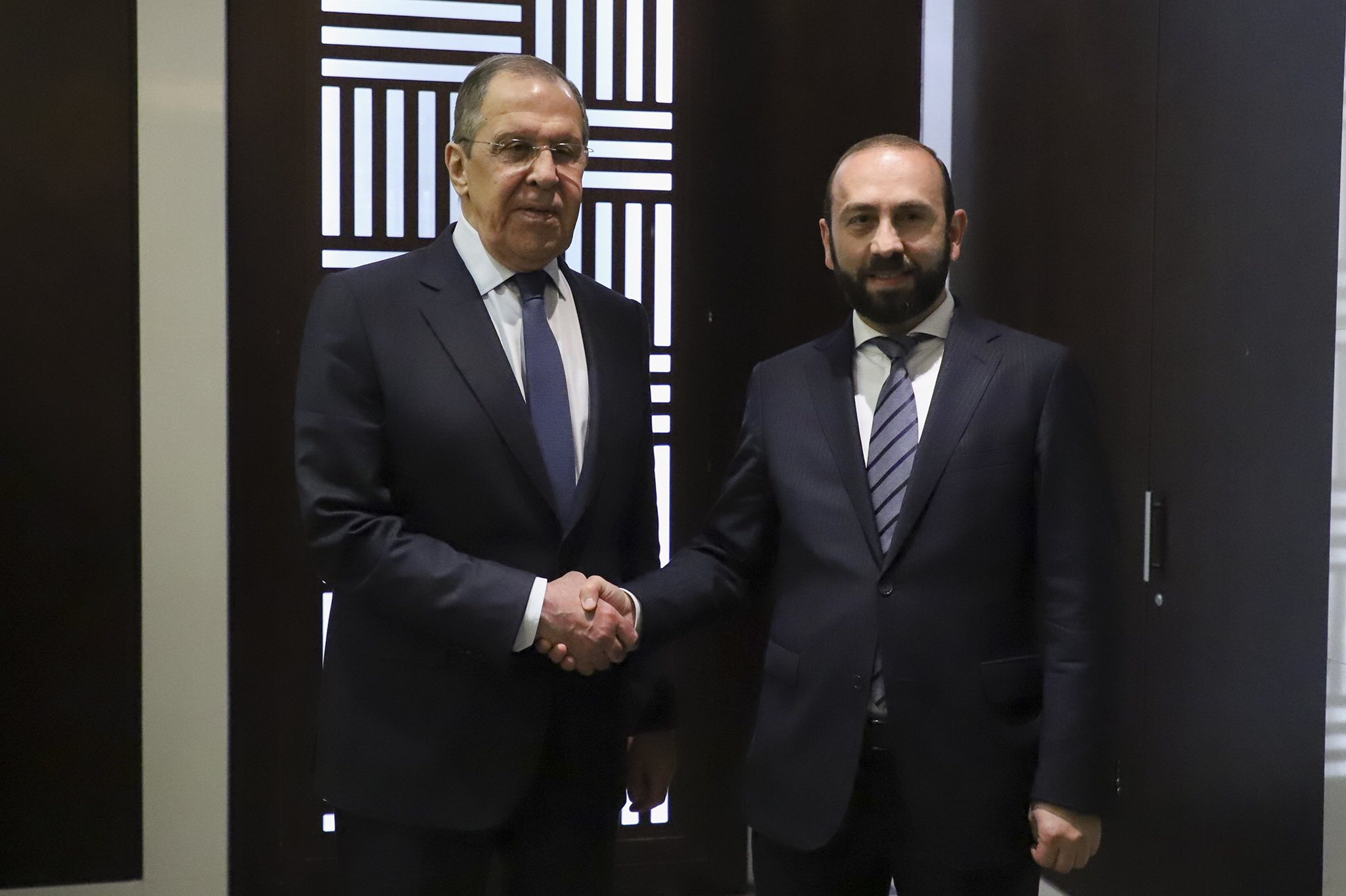 Մեկնարկել է Միրզոյանի և Լավրովի հանդիպումը