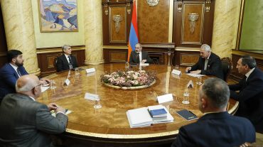 Վարչապետը հանդիպում է ունեցել արտախորհրդարանական քաղաքական ուժերի ներկայացուցիչների հետ