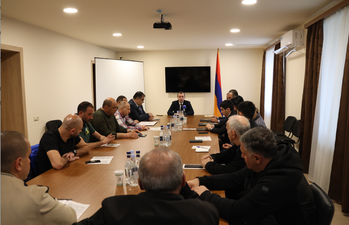 Խոշոր շինարարական ընկերությունների ներկայացուցիչների հետ քննարկվել են մթնոլորտային օդի աղտոտման նվազեցմանն ուղղված միջացառումները․ ԲԸՏՄ