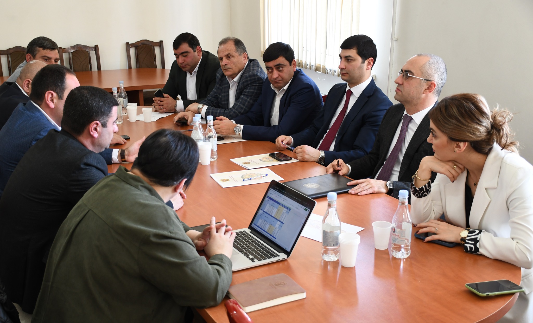 Քննարկվել են Արմավիրի մարզում «Թումո» կենտրոններ հիմնելու և նոր տուփերի բացման ծրագրին առնչվող հարցեր