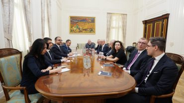 Տիգրան Խաչատրյանը Լեհաստանի դեսպանի և Վարշավայի ֆոնդային բորսայի ներկայացուցիչների հետ քննարկել է Հայաստանում կապիտալի շուկայի զարգացմանը վերաբերող հարցեր