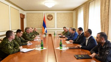 Արցախի նախագահն ընդունել է ՌԴ խաղաղապահ զորակազմի նորանշանակ հրամանատար Ալեքսանդր Լենցովին