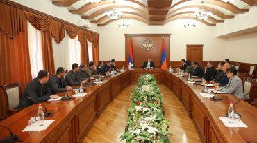 Արցախի պետնախարարը խորհրդակցություն է հրավիրել բնակչությանը կտրոնային ապրանքների և վառելիքի իրացման հարցերի շուրջ
