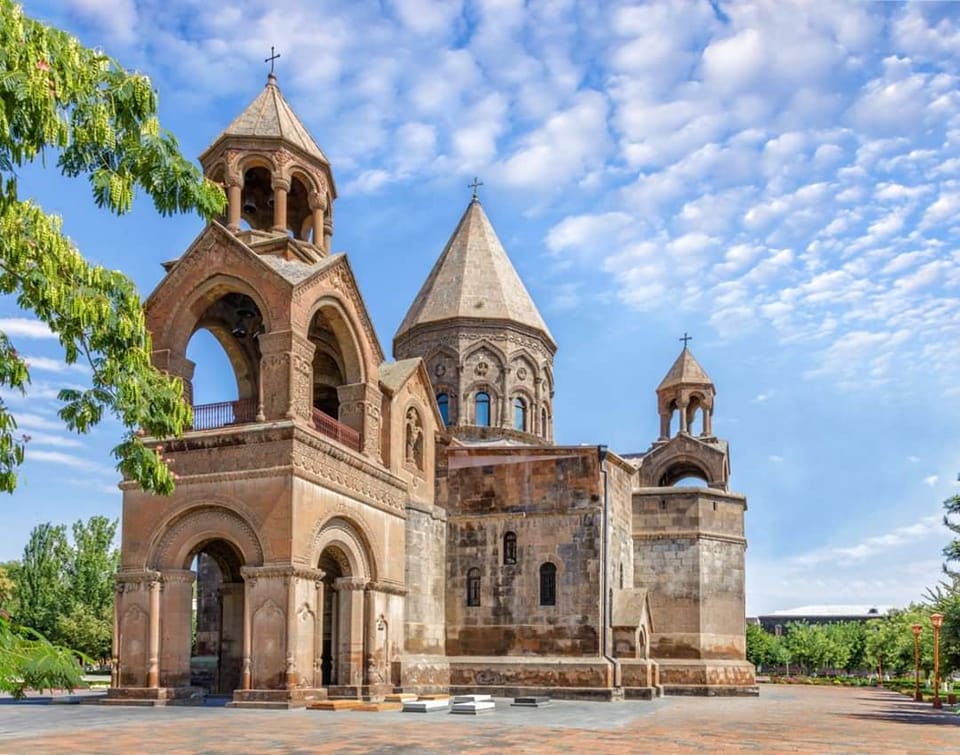 Նոր նշանակումներ Մայր Աթոռ սուրբ Էջմիածնում