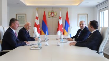 Գնել Սանոսյանին ընդունել է Վրաստանի վարչապետ Իրակլի Ղարիբաշվիլին