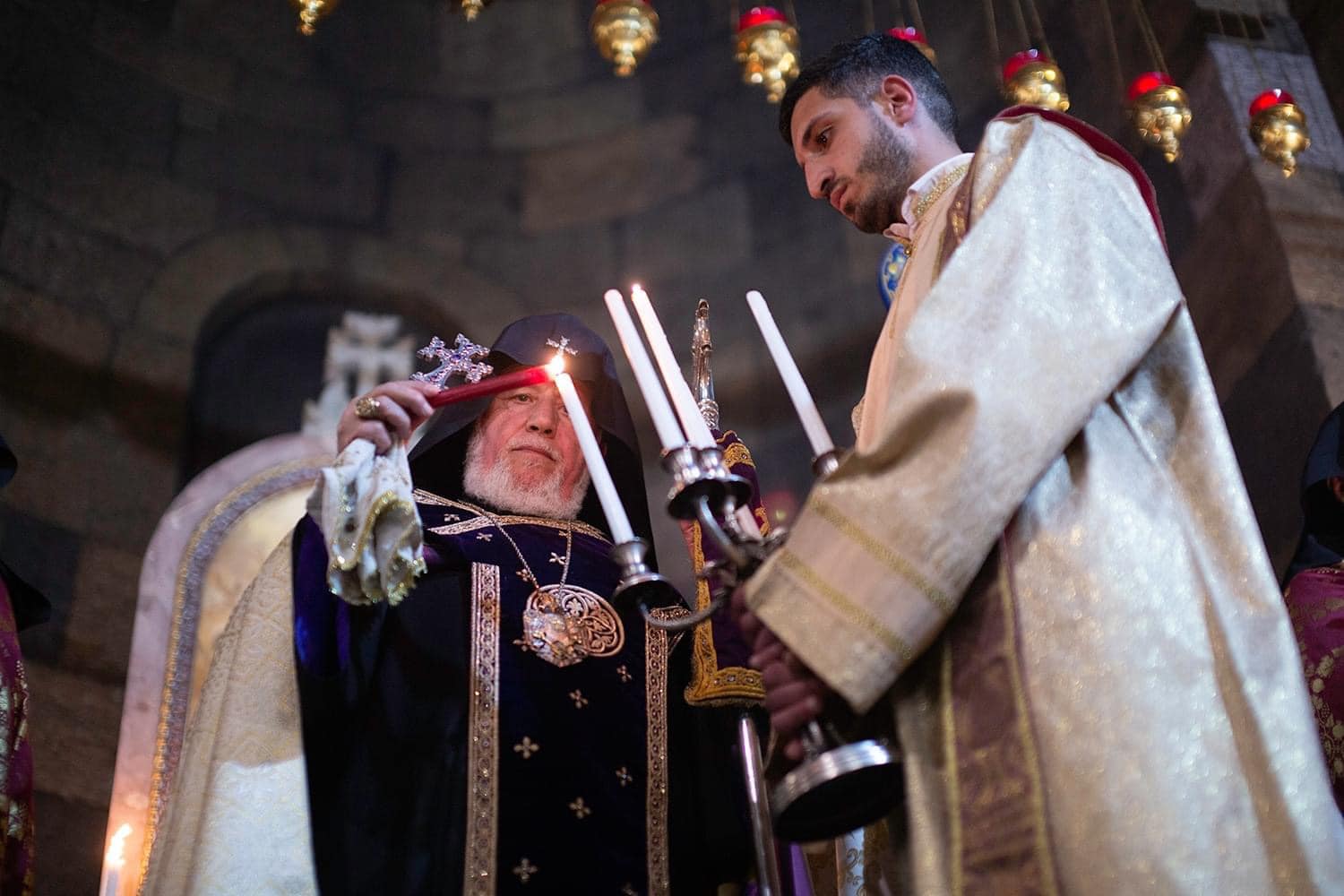 Քրիստոսի Հարությանը հավատացողները հայրենիքը չեն դիտարկում սոսկ որպես բնակավայր, այլ ինքնության սրբազան մասունք. Սուրբ Գայանե վանքում տեղի է ունեցել Ճրագալույցի Պատարագ