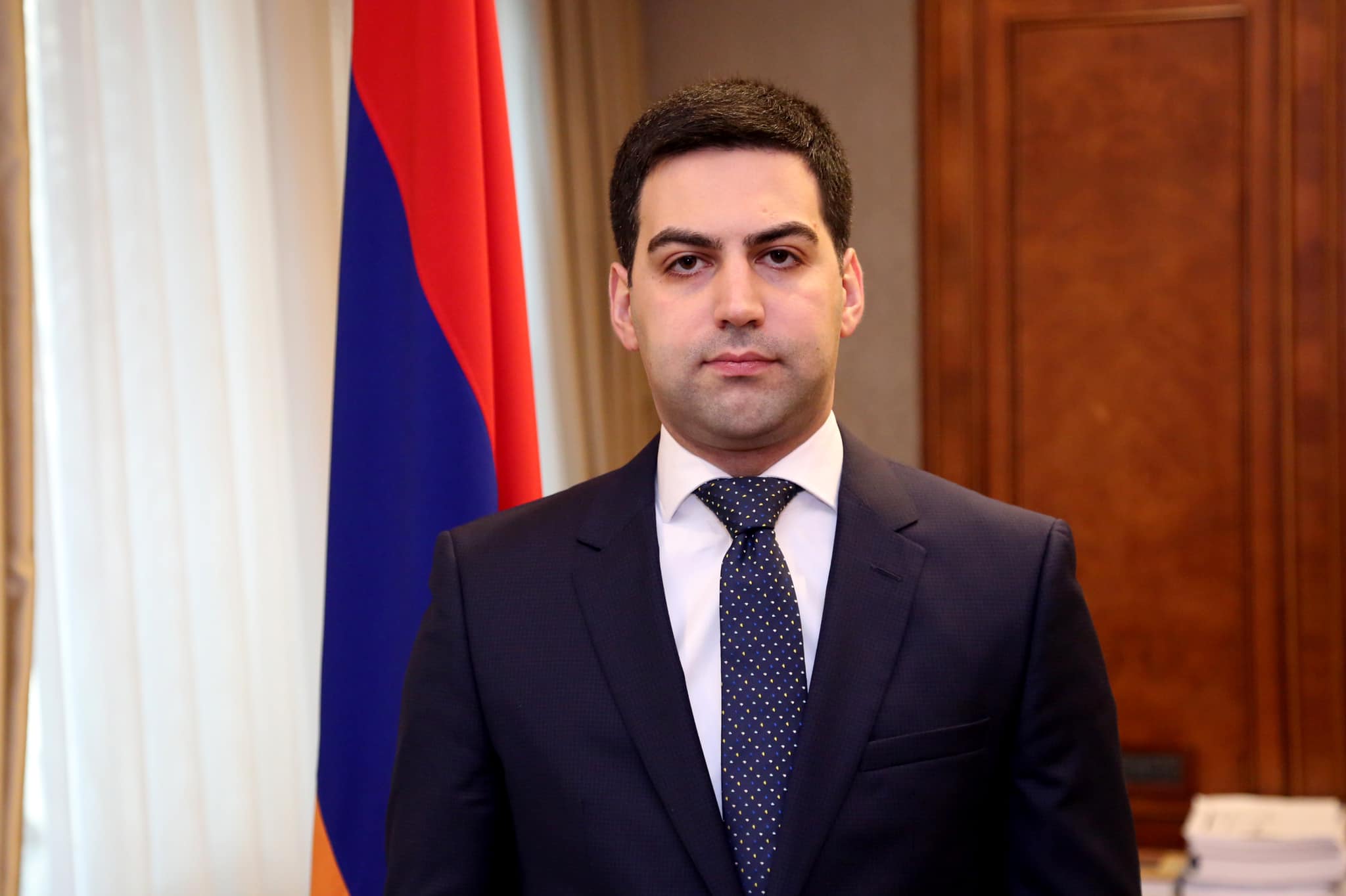 Կարգապահ հարկ վճարողների համար ՊԵԿ-ի վարչարարությունն ու հսկողությունը աննկատ են լինելու. Ռուստամ Բադասյանի ուղերձը