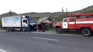 Արենի-Չիվա ավտոճանապարհին բախվել են բեռնատարը և «Opel Zafira»-ն. կա տուժած