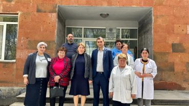 Առողջապահության նախարարի տեղակալը Սյունիքում ոլորտի մասնագետների հետ քննարկել է նրանց հուզող հարցերը