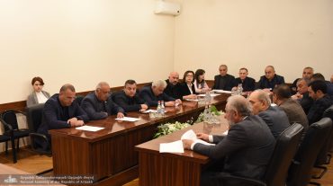 Արցախի ԱԺ նախագահն աշխատանքային խորհրդակցություն է հրավիրել