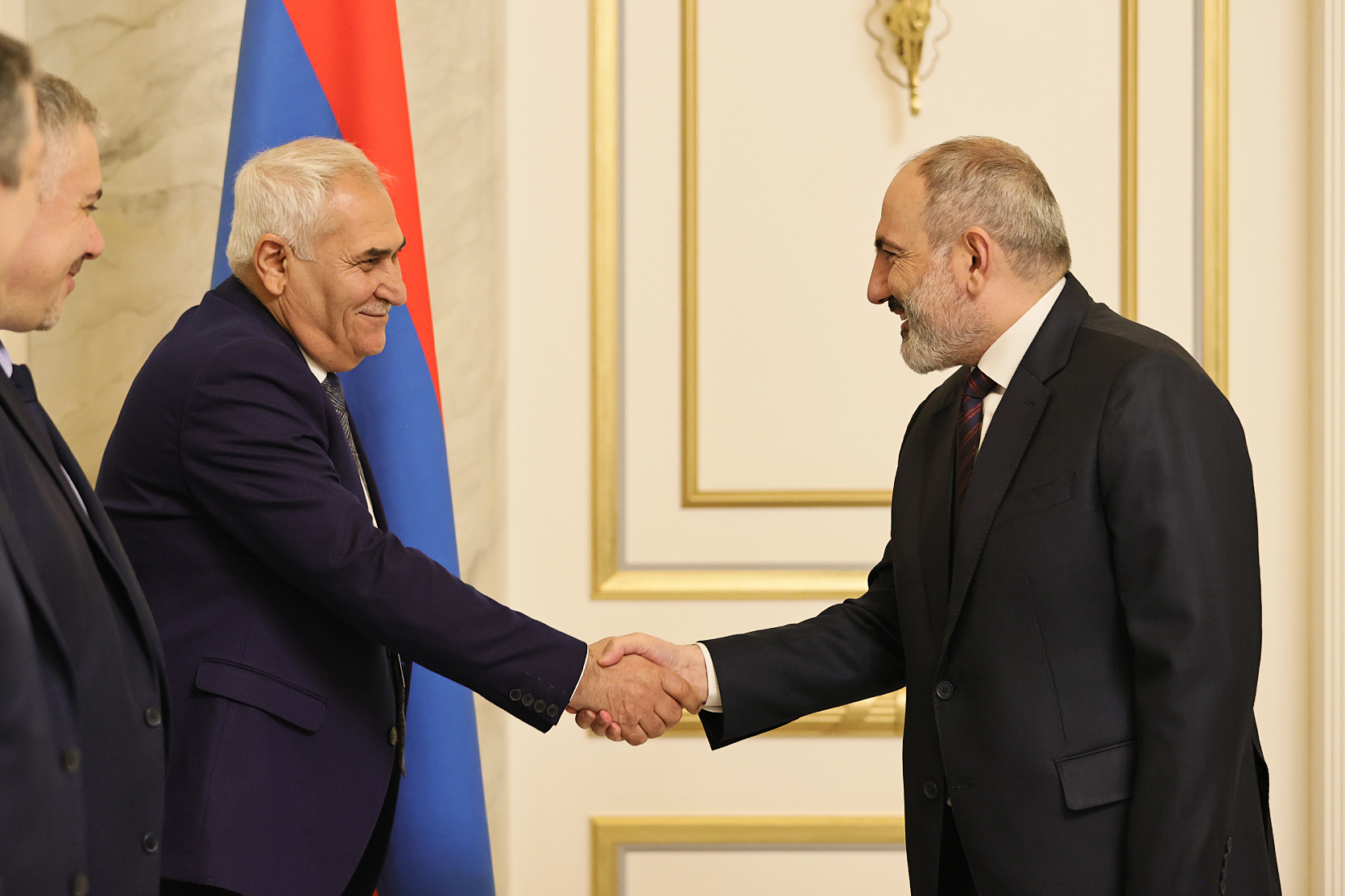 Ակնկալում ենք տպավորիչ առաջնություն. վարչապետն ընդունել է Ծանրամարտի միջազգային և Եվրոպայի ֆեդերացիաների նախագահներին