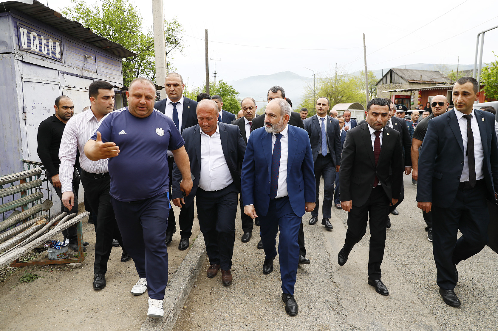 Վարչապետը Տավուշի մարզում ծանոթացել է համայնքներում իրականացվող ծրագրերի ընթացքին