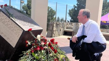 Պետք է պայքարենք, որպեսզի Ադրբեջանը այլեւս չահաբեկի Հայաստանի ու Արցախի ժողովրդին. Ադամ Շիֆ