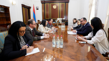 Տիգրան Խաչատրյանը ԱՄԿ ներկայացուցիչների հետ քննարկել է աշխատանքային օրենսդրության իրավակարգավորումները