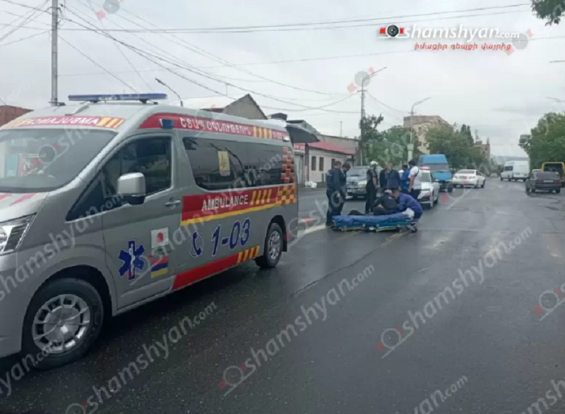 Երևանում 21-ամյա վարորդը Toyota-ով հետիոտնային անցման վրա վրաերթի է ենթարկել կին հետիոտնին
