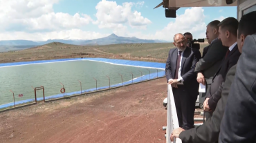 Վարչապետը Վանանդ բնակավայրում ծանոթացել է նուշի ինտենսիվ այգու և կառուցված ջրամբարի ծրագրին