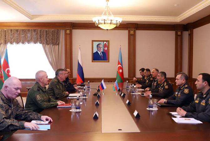 Արցախում ՌԴ խաղաղապահ զորակազմի հրամանատարը հանդիպել է Ադրբեջանի պաշտպանության նախարարի հետ