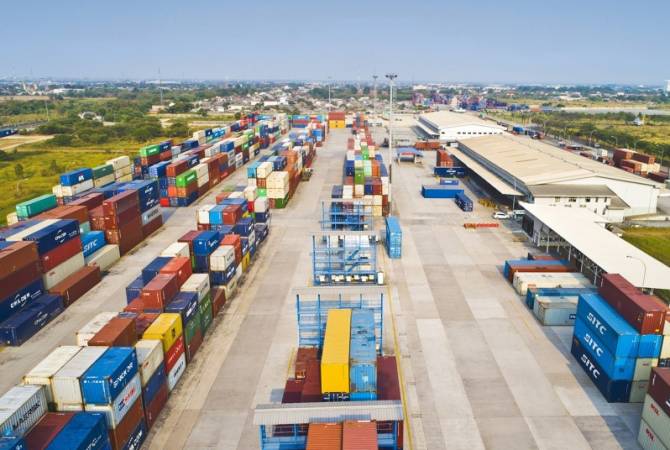 Քերոբյանը ենթադրում է, որ Գյումրիում չոր նավահանգիստ և ինդուստրիալ պարկ հիմնելու ծրագիրը հաջողությամբ առաջ կընթանա