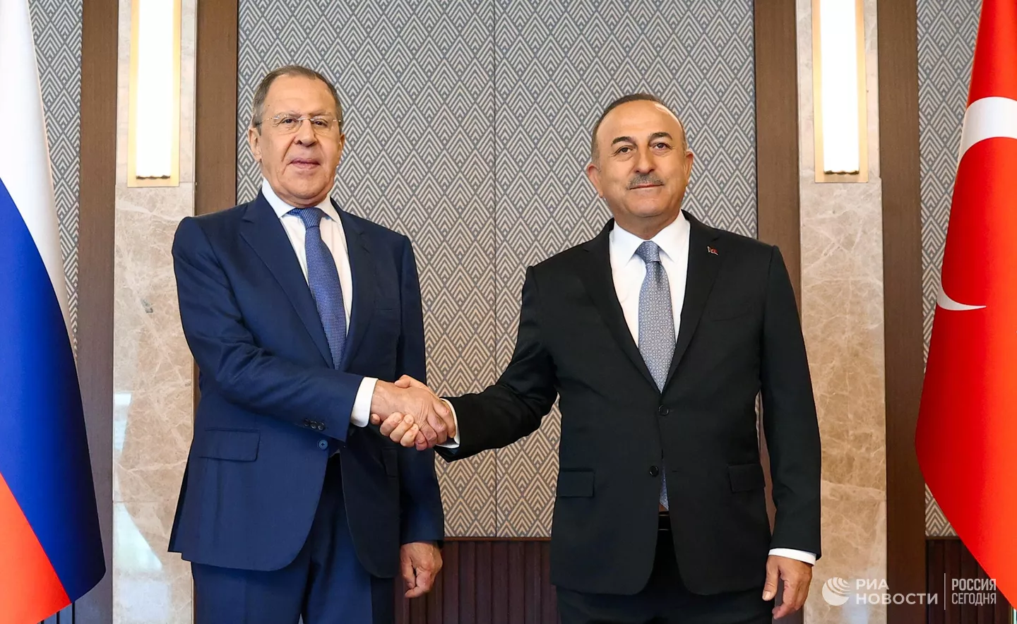 Լավրովն ու Չավուշօղլուն հեռախոսով քննարկել են սիրիական հարցը