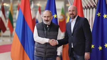 Հրապարակվել են Շառլ Միշելի և Նիկոլ Փաշինյանի հանդիպումից առաջին կադրերը