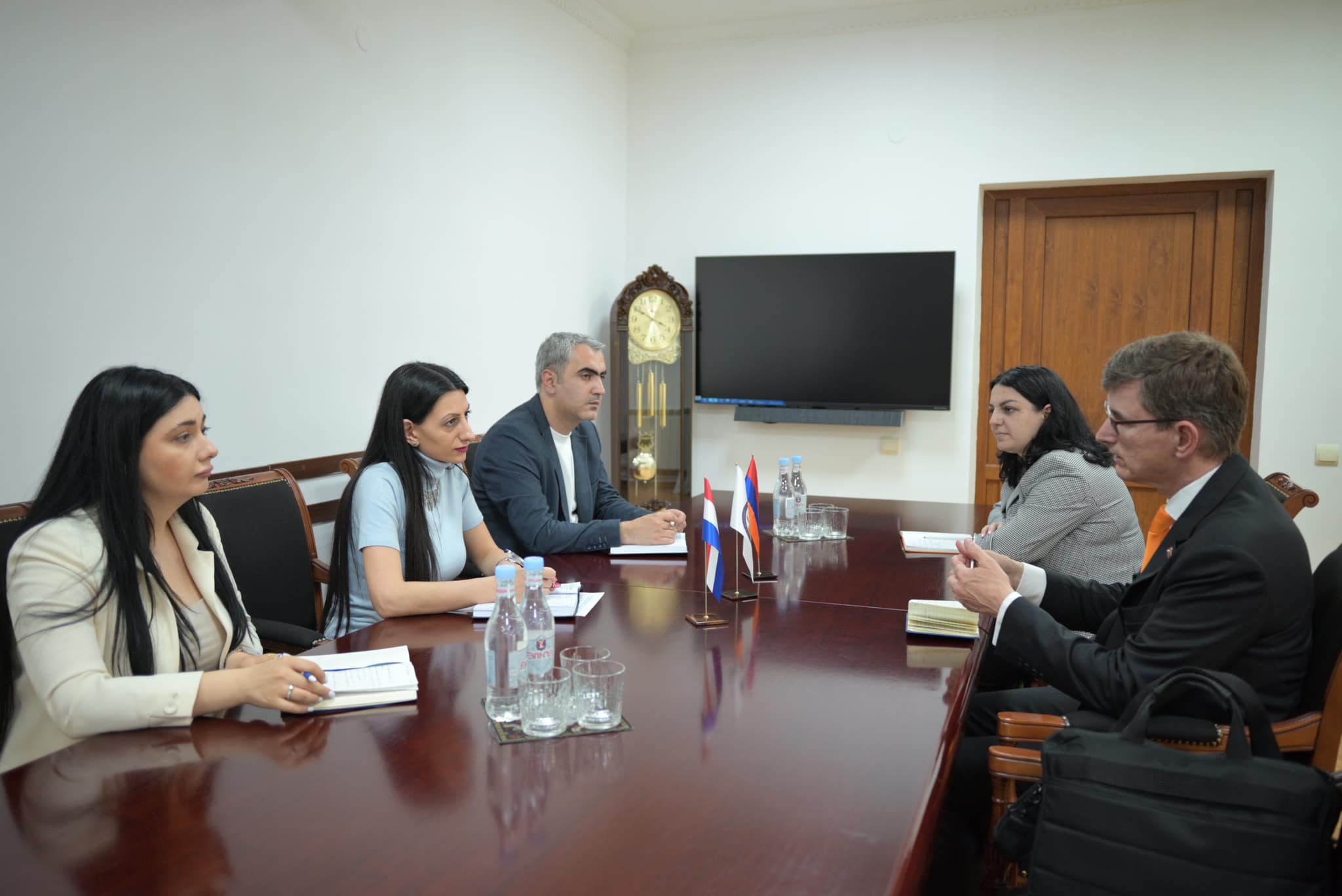 ՄԻ պաշտպանը ՀՀ-ում Նիդերլանդների արտակարգ և լիազոր դեսպանին է ներկայացրել Լաչինի միջանցքի շրջափակման հետևանքով առաջացած խնդիրները