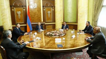 Վարչապետը հանդիպել է արտախորհրդարանական քաղաքական ուժերի ղեկավարների հետ