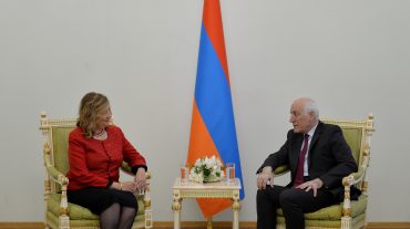 Նախագահ Խաչատուրյանին իր հավատարմագրերն է հանձնել Հայաստանում Հունգարիայի նորանշանակ դեսպանը