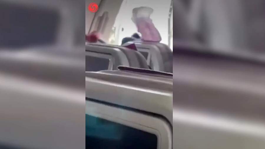Asiana ինքնաթիռի դուռը բացվել է թռիչքի ժամանակ