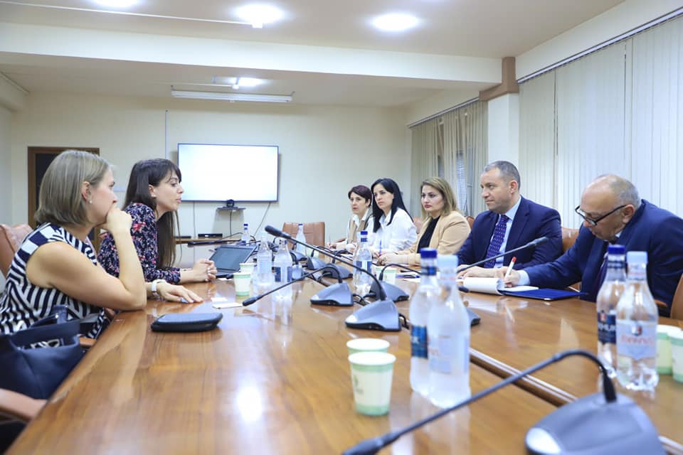 Վահան Քերոբյանը և  Ուզբեկստանում ու Հարավային Կովկասում Commerzbank AG-ի ներկայացուցչության ղեկավարները քննարկել են ֆինանսաբանկային ոլորտում համագործակցության հնարավորությունները