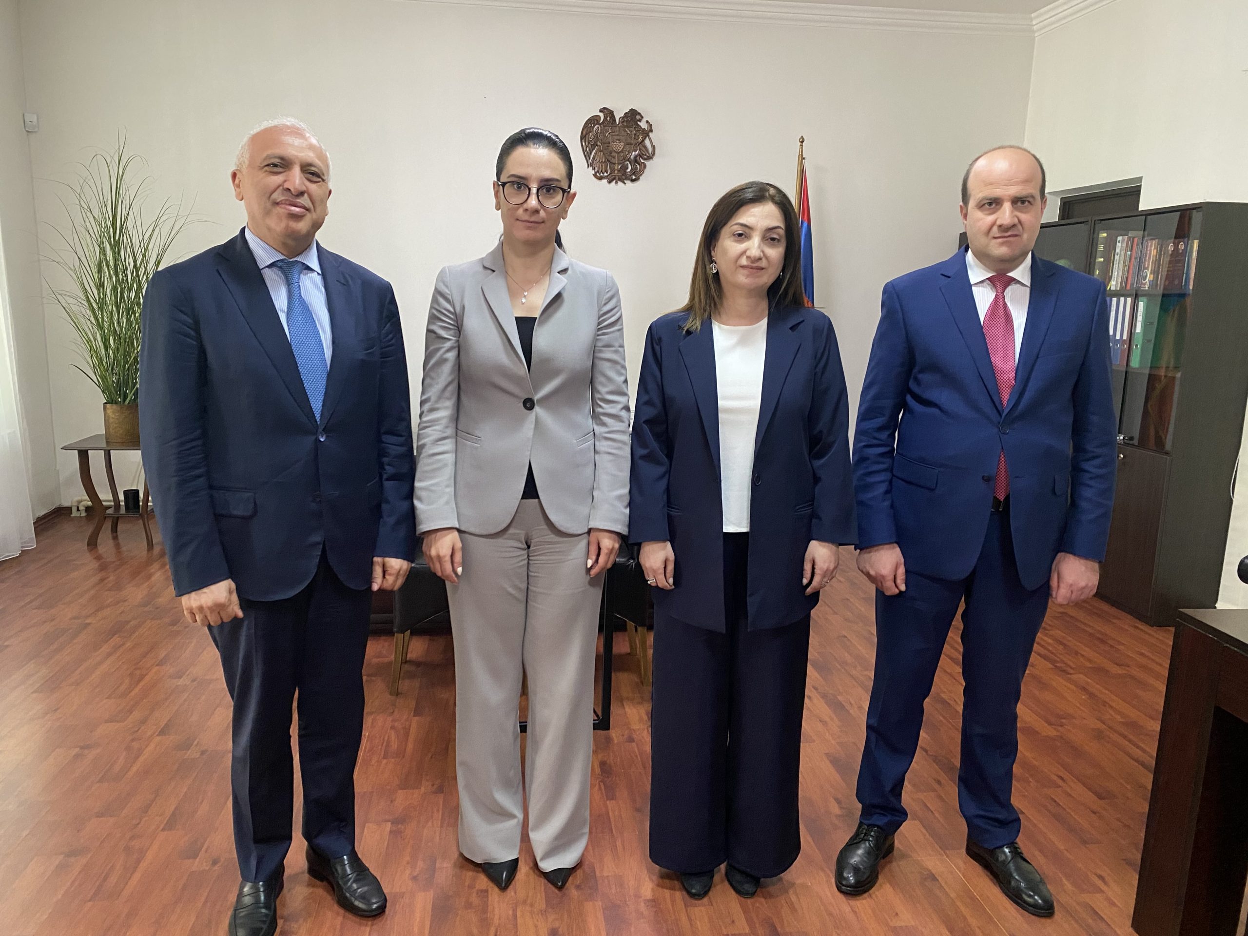 Գլխավոր դատախազն այցելել է Բաթումում ՀՀ գլխավոր հյուպատոսություն