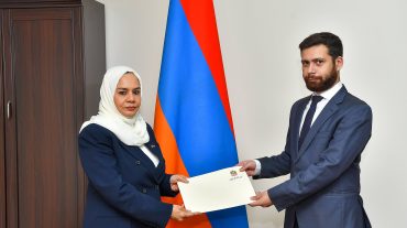 ԱՄԷ-ի նորանշանակ դեսպանն իր հավատարմագրերի պատճենն է հանձնել ՀՀ ԱԳ նախարարի տեղակալին