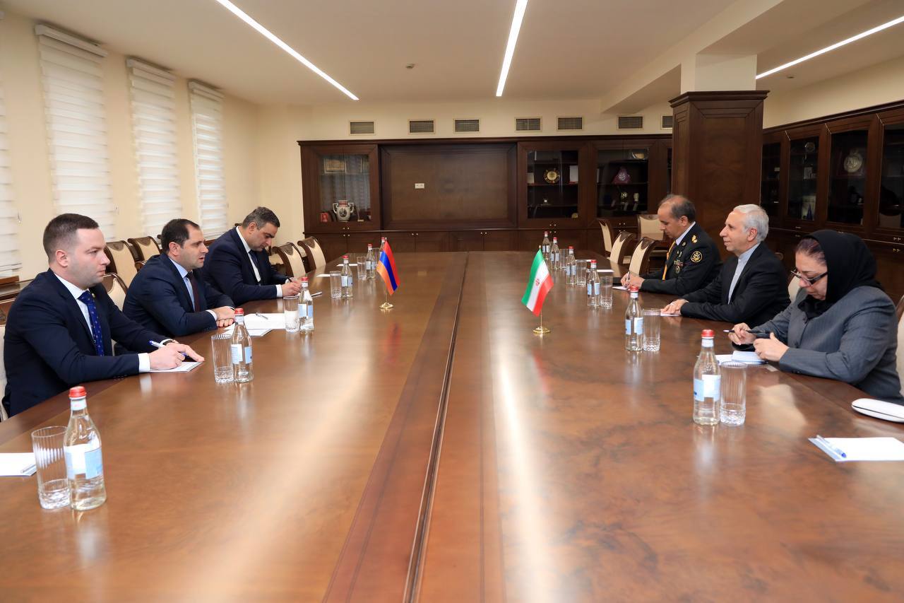 Սուրեն Պապիկյանն ընդունել է ՀՀ-ում ԻԻՀ դեսպան Աբբաս Բադախշան Զոհուրիին, որն ավարտում է դիվանագիտական առաքելությունը Հայաստանում