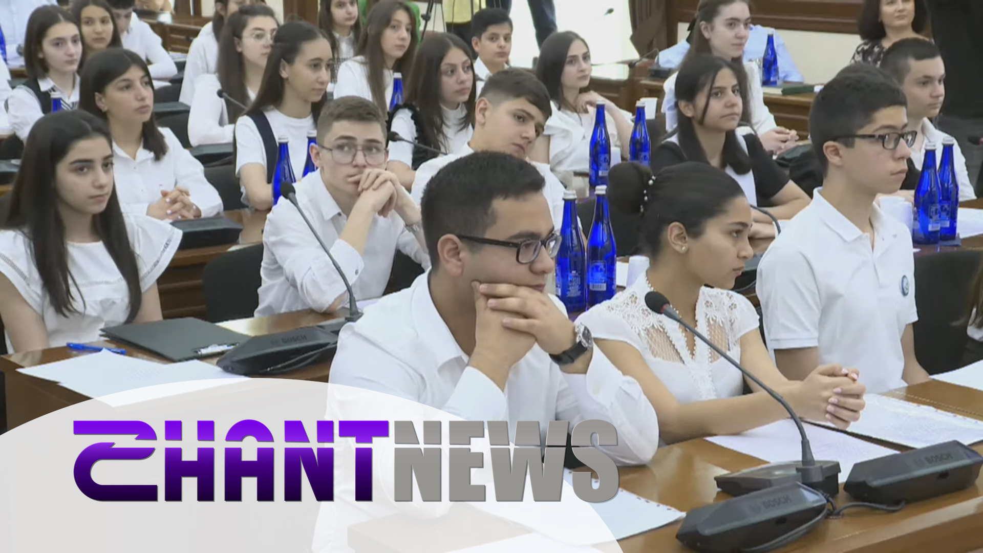 Այսօր Երևանի ավագանու դերում աշակերտներն էին