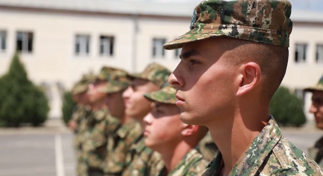 Քննություններ ուսումնական զորամասում