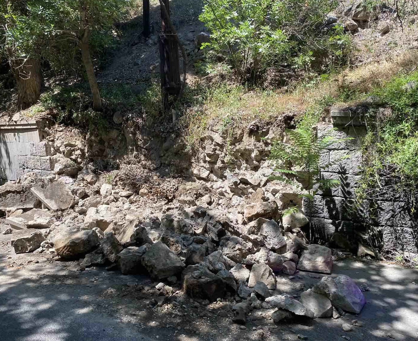 Փլուզում՝ Հրազդանի կիրճում