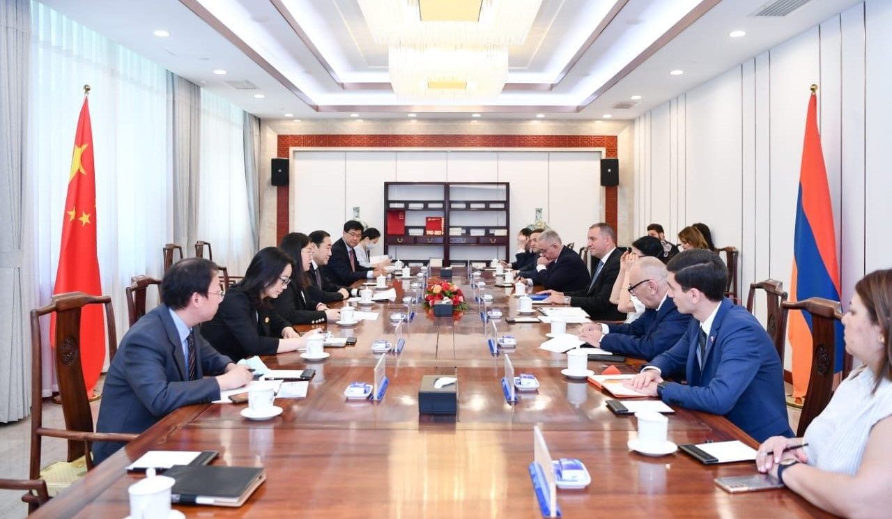 Քննարկվել են չինական շուկայում հայկական ապրանքների ճանաչելիության բարձրացմանը, փոխադարձ ճանաչողական այցերի կազմակերպմանը վերաբերող հարցեր