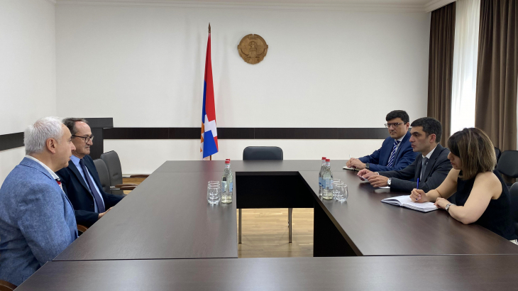 Արցախի ԱԳ նախարարն ընդունել է Ֆրանսիա-Արցախ բարեկամակամության շրջանակի անդամ Ռընե Ռուքեին