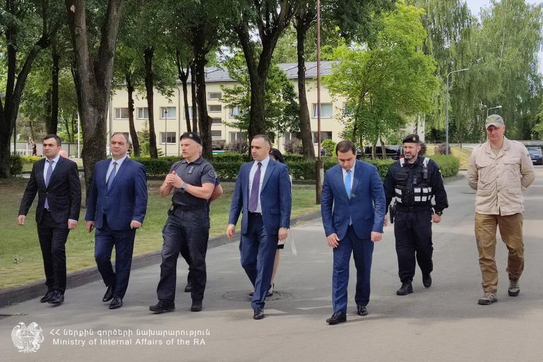 ՆԳ նախարարը ծանոթացել է Լիտվայի ՆԳՆ հասարակական անվտանգության ծառայության գործառույթներին