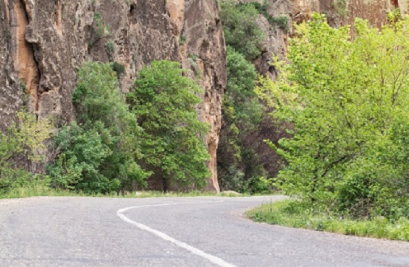 Ալավերդի-Սանահին-Սարահարթ ճանապարհահատվածին շարունակվում են նորոգման ախատանքները. երթևեկությունը սահմանափակ է