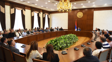 Նախագահ Արայիկ Հարությունյանը հանրության տարբեր շրջանակների հետ հանդիպումներին ներկայացրել է Արցախի շուրջ ռազմաքաղաքական իրավիճակը