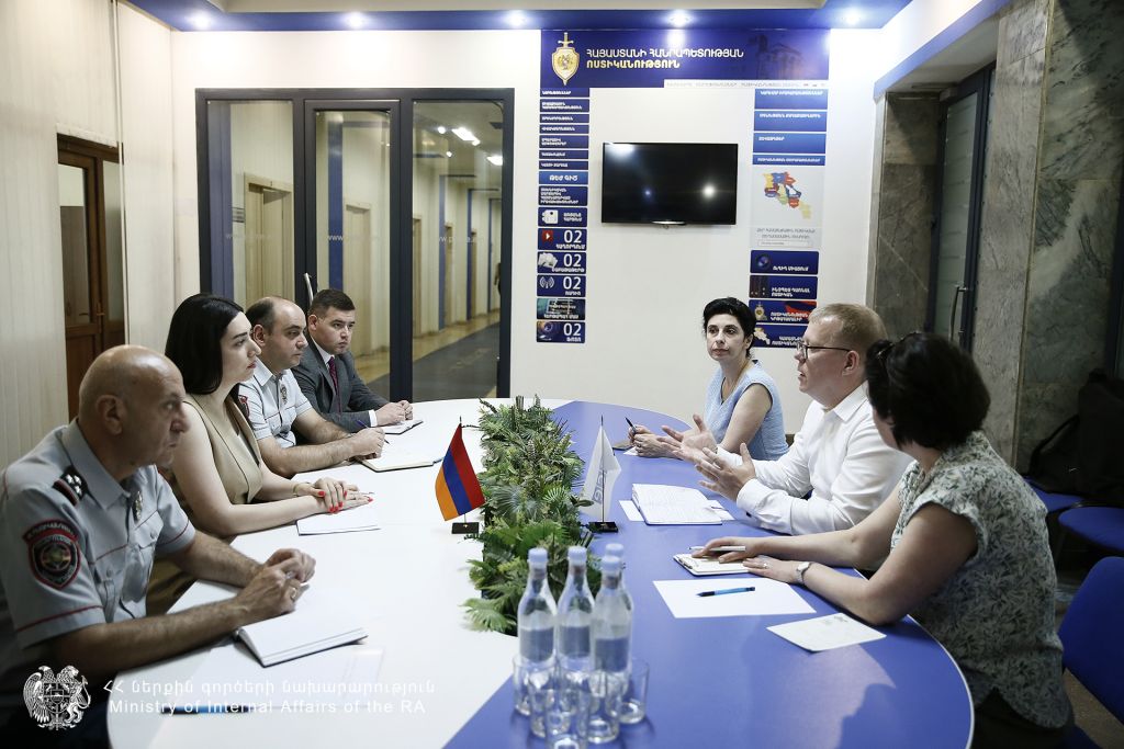 Գնահատվում է ոստիկանության բարեփոխումների ռազմավարության կատարողականը, ինչպես նաև ՆԳ նախարարության ստեղծման շրջանակներում դիտարկվում են այլ միջոցառումներ