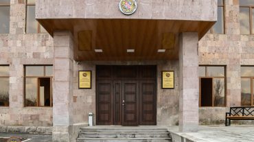 Անտառապահի կողմից իր պարտականությունները պատշաճ չկատարելու արդյունքում ապօրինաբար 47 ծառ է հատվել. վարույթը դատարանում է