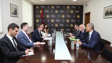 Կարեն Կարապետյանն ու Խրիստոս Յակումոպուլոսինը քննարկել են Արդարադատության նախարարության բարեփոխումների օրակարգը