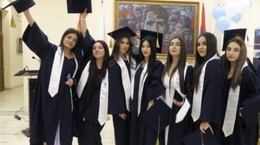 «Ձեր մասնագիտության պահանջը մեծ է ». Արաքսիա Սվաջյանը դիպլոմներ է հանձնել ապագա հատուկ մանկավարժներին