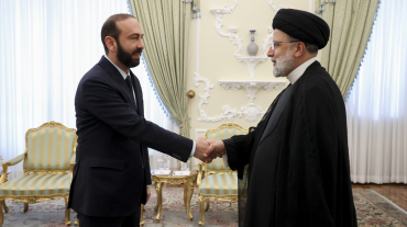 Նախարար Միրզոյանը Իրանի նախագահին է ներկայացրել Հայաստան-Ադրբեջան հարաբերությունների կարգավորման գործընթացի վերջին զարգացումները