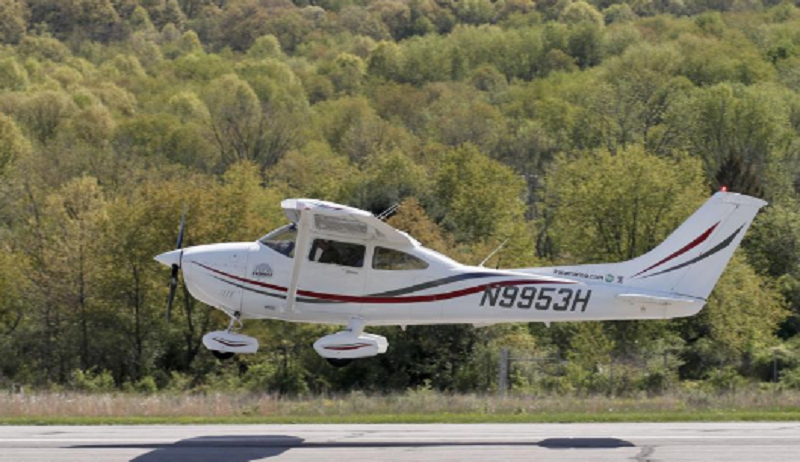 Լեհաստանում Cessna ինքնաթիռը մխրճվել է մարդկանցով անգարի մեջ