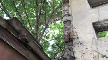 Ֆիրդուսի փողոցում փլուզվել է չշահագործվող մսուր-մանկապարտեզի պատը